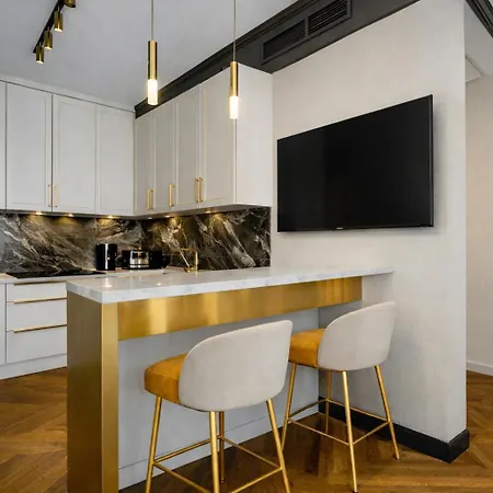 Hanza Tower Gold 20 & Jacussi & Pool & Sauna